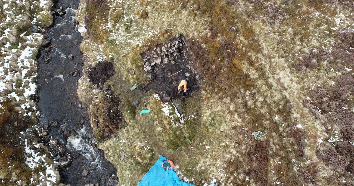 Researchers uncover 200-year-old illegal whisky still